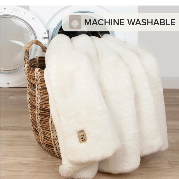 UGG Cream Plush Throw Blanket - Picture 3 of 8